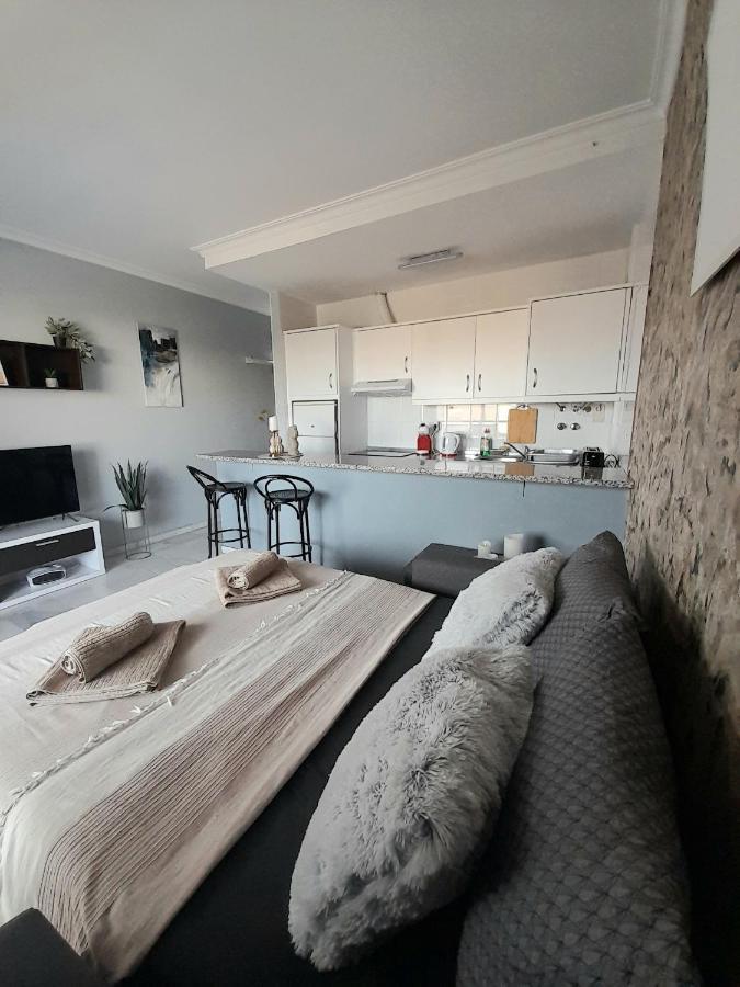 Nice Apartment Near The Beach 丰希罗拉 外观 照片